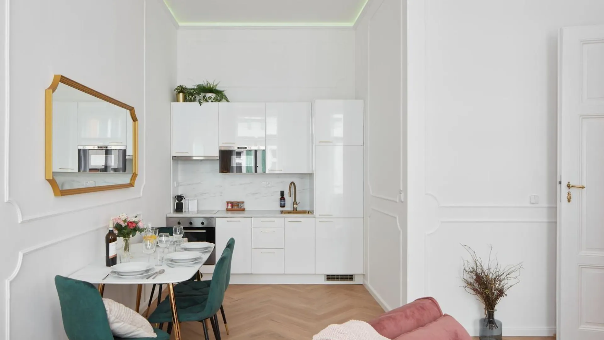 Prague Days - Glamour Apartment Next To Wenceslas Square 0*,  Çek Cumhuriyeti